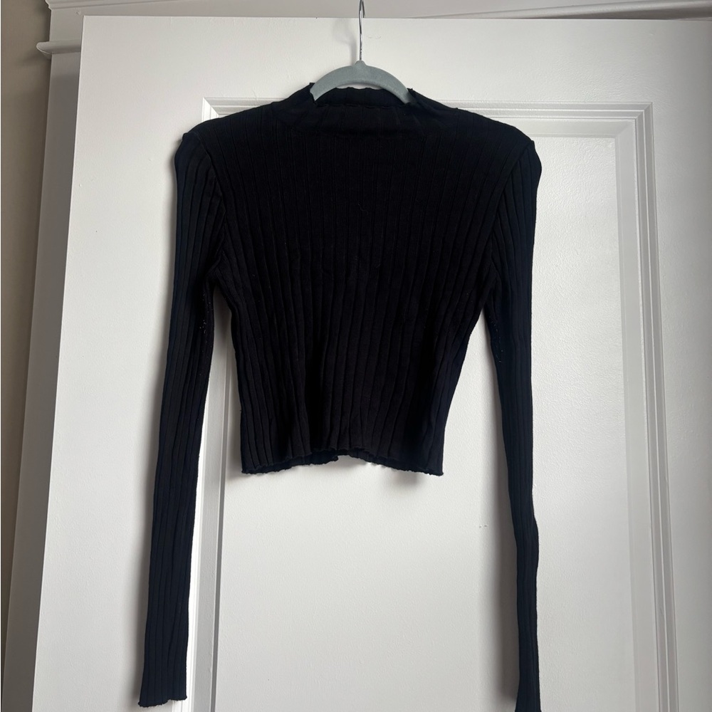 Altar’d State Dry Goods Women’s Black Ribbed Long Sleeve Top